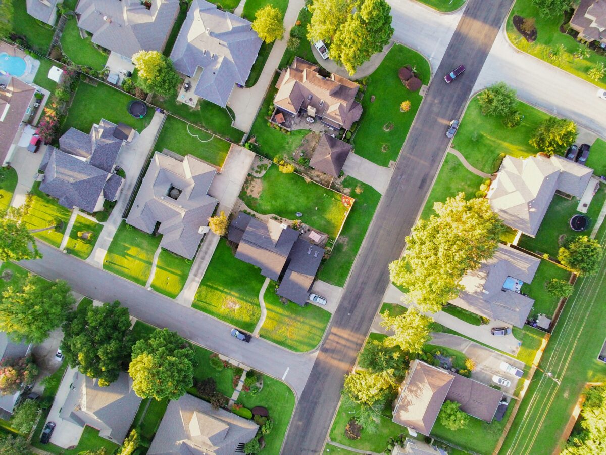 How to Market a Roofing Company C